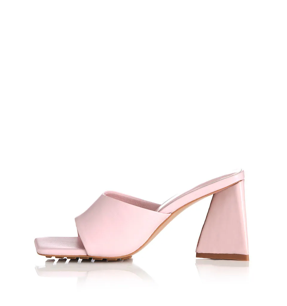 ALIAS MAE Womens Rian Leather Mules - Pink
