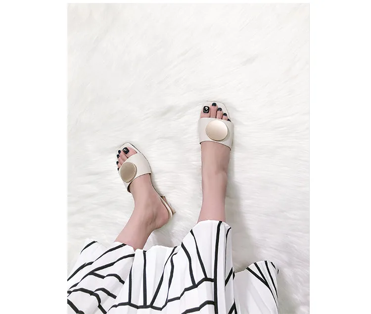 BOOPDO DESIGN BLOCK HEELED SANDALS WITH STUD DETAIL