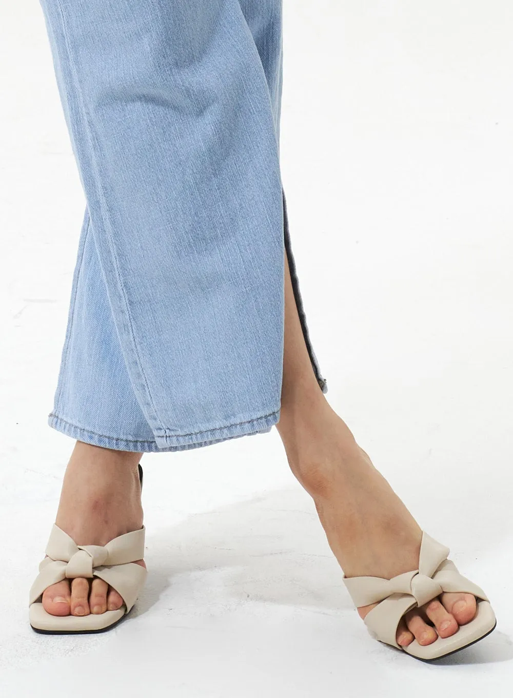 Bow Heel Sandals IU322