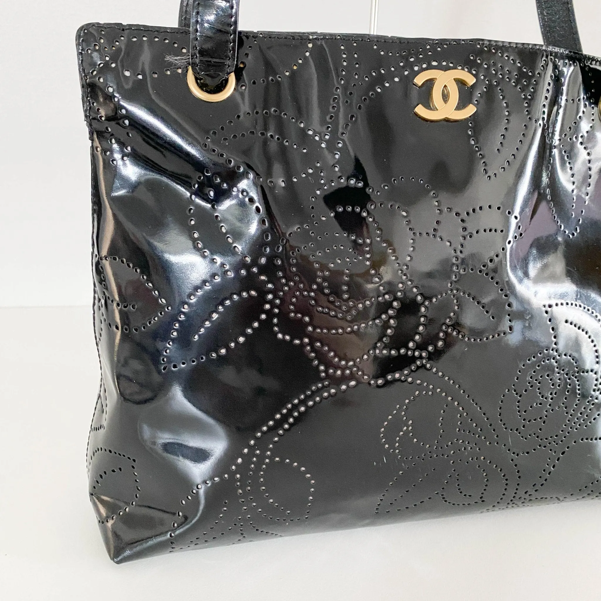 Camellia Patent Leather Black Tote Bag