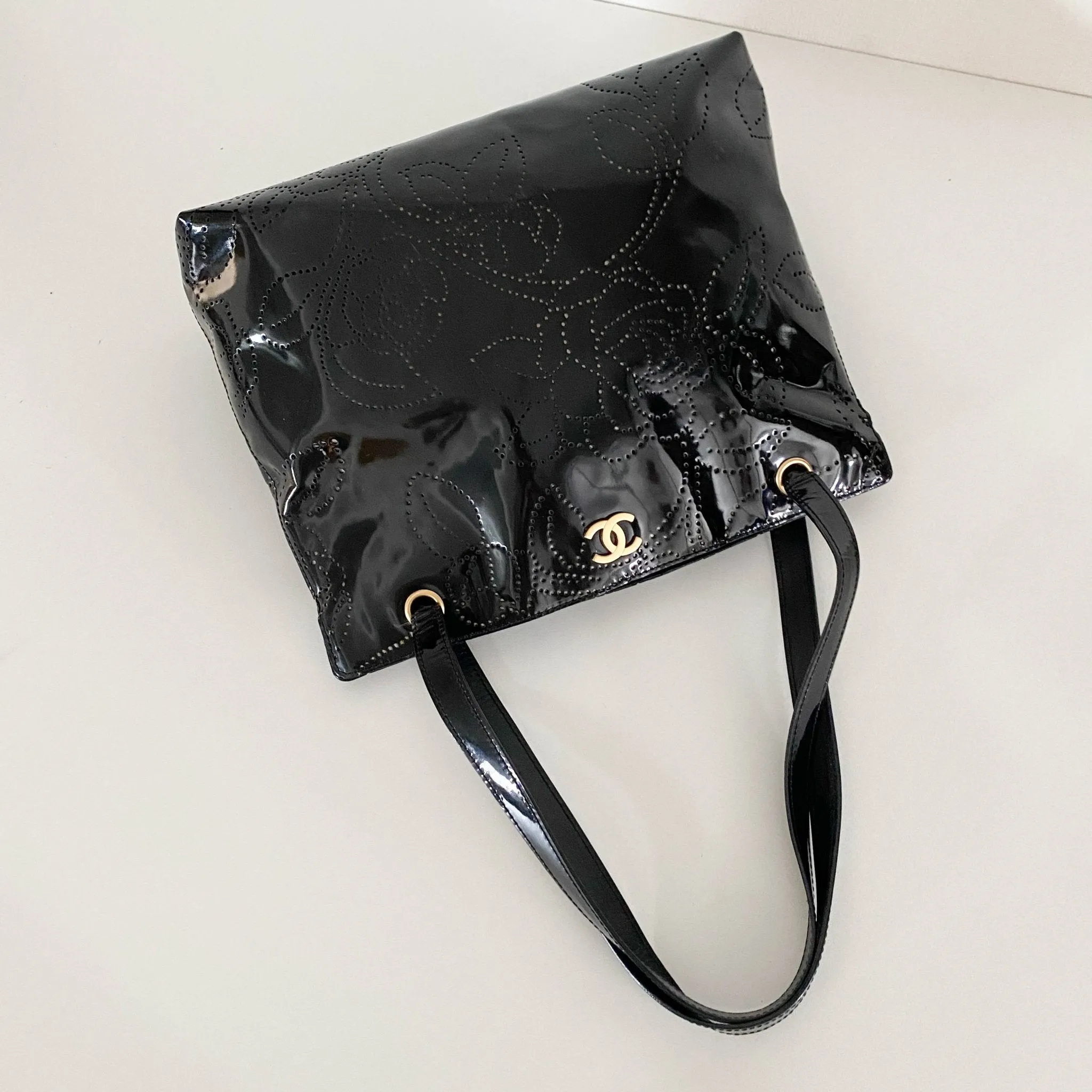Camellia Patent Leather Black Tote Bag