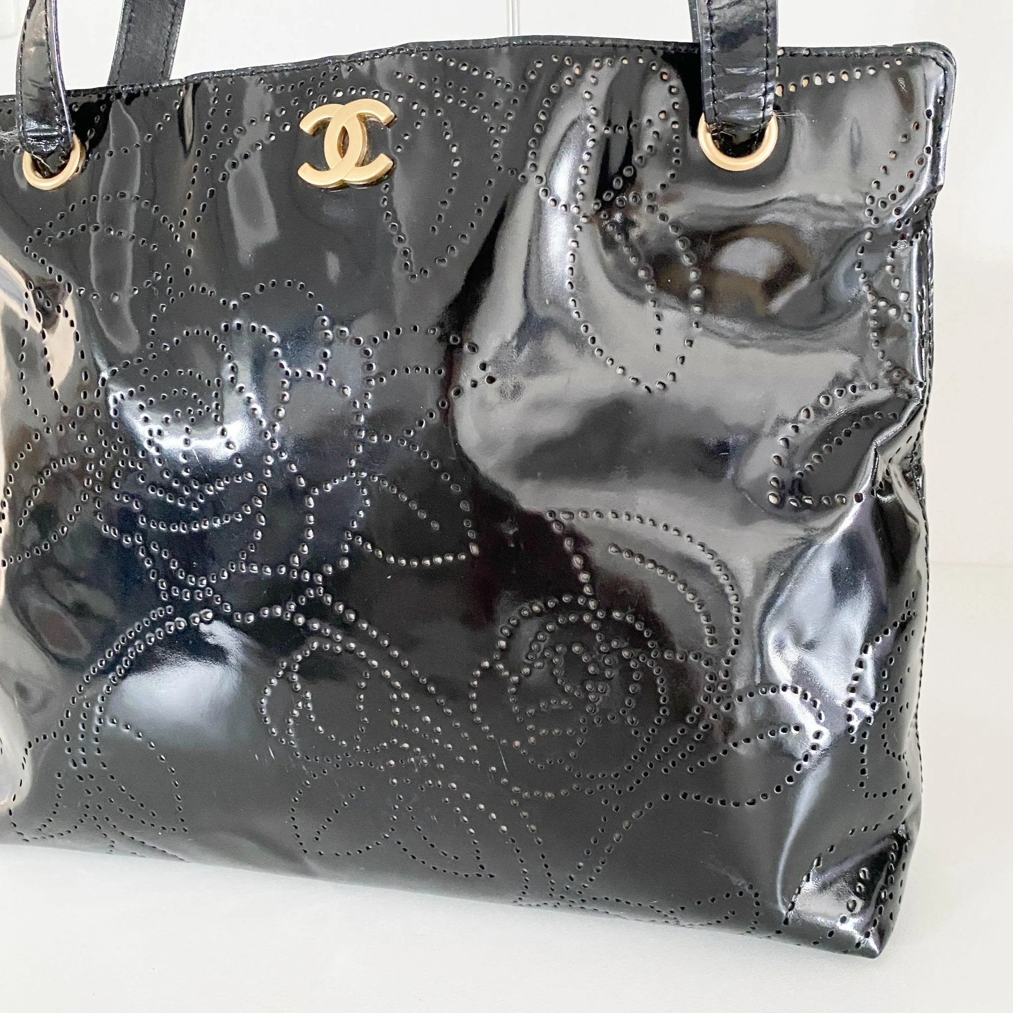 Camellia Patent Leather Black Tote Bag