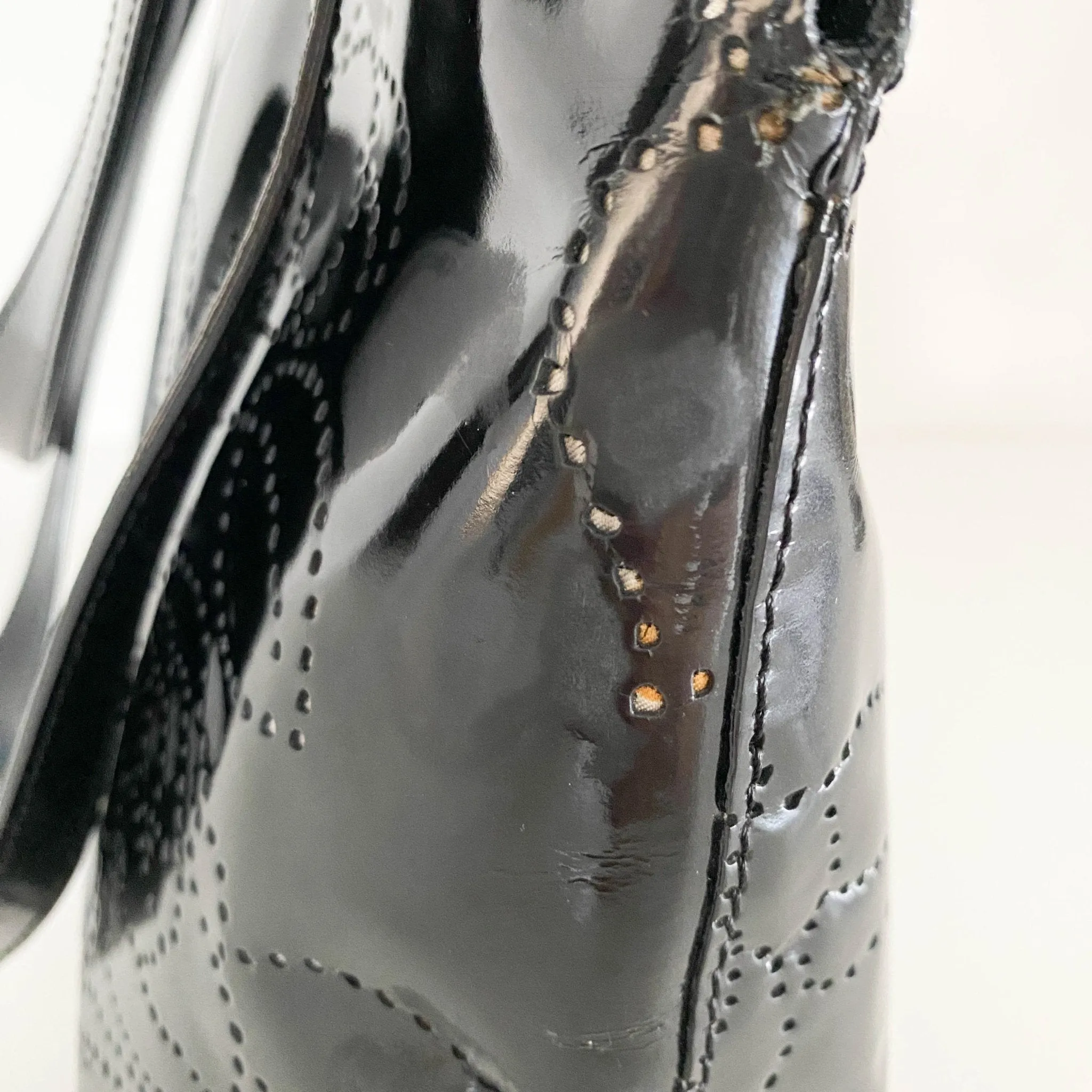 Camellia Patent Leather Black Tote Bag