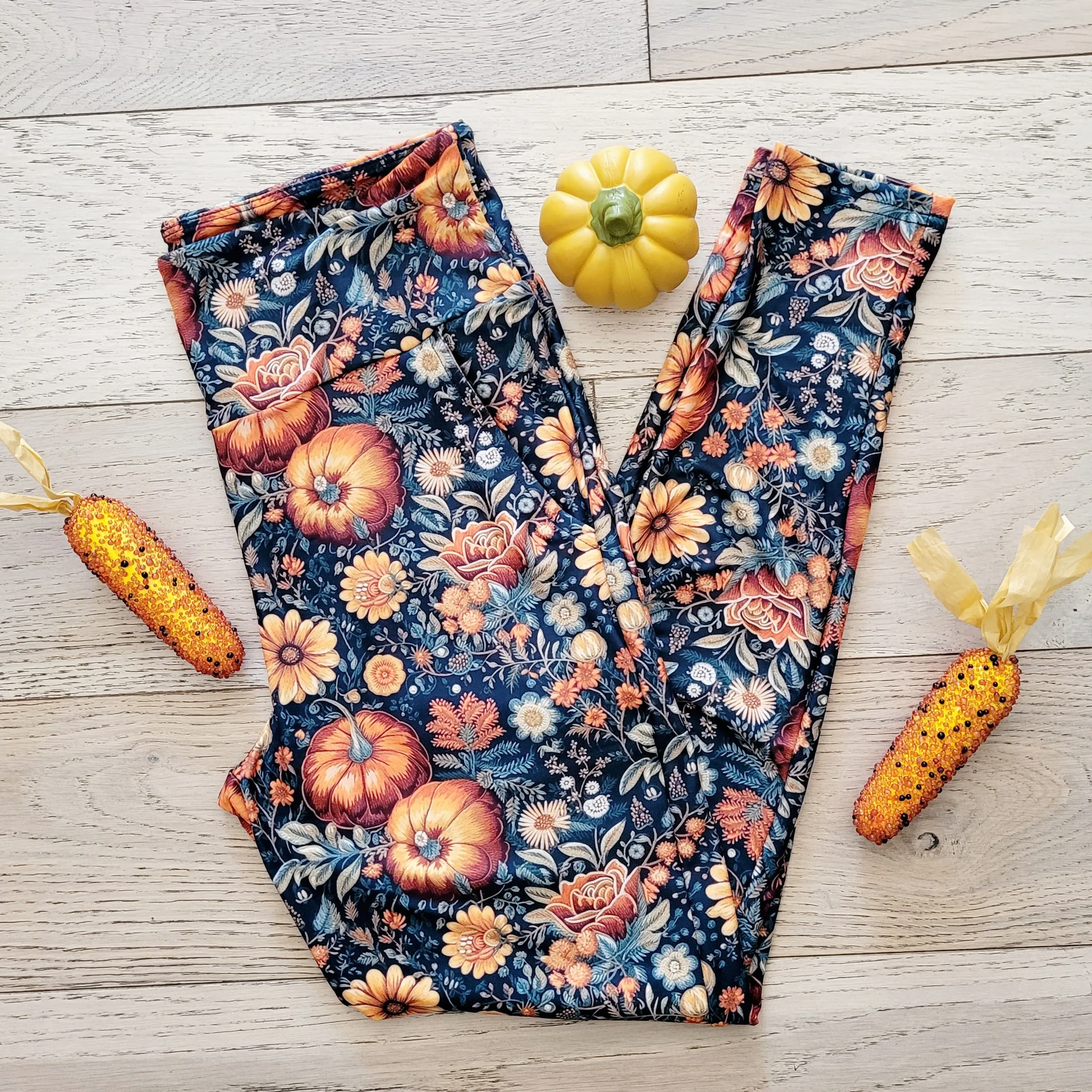 Fall Embroidery - Pocket Leggings