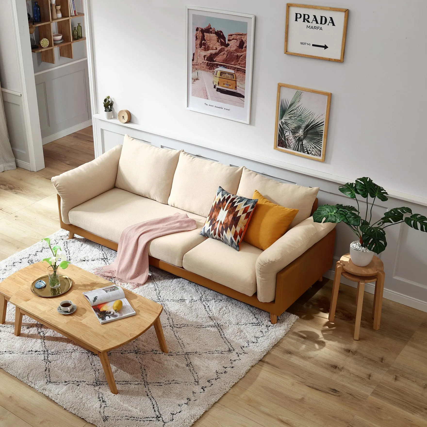 Hout Sofa & Ottoman