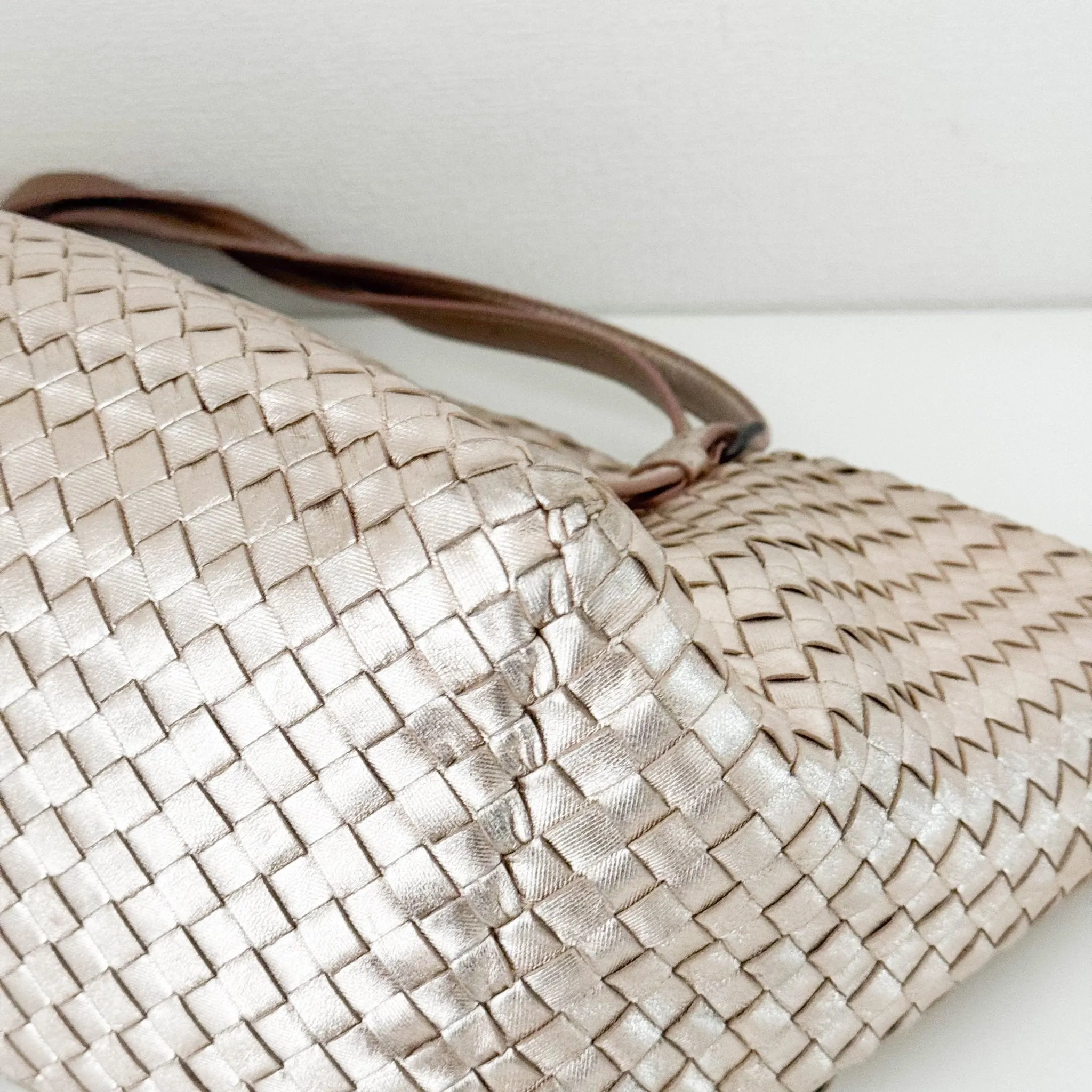 Intrecciato Cesta Metallic Pink Leather Strap Tote / Shoulder Bag