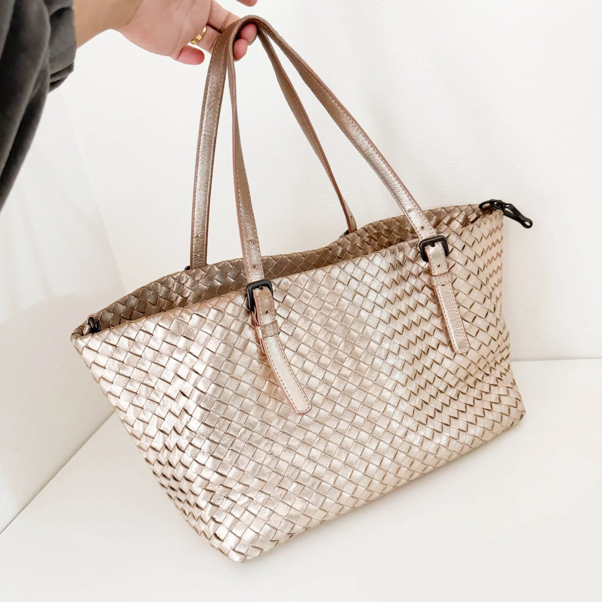 Intrecciato Cesta Metallic Pink Leather Strap Tote / Shoulder Bag