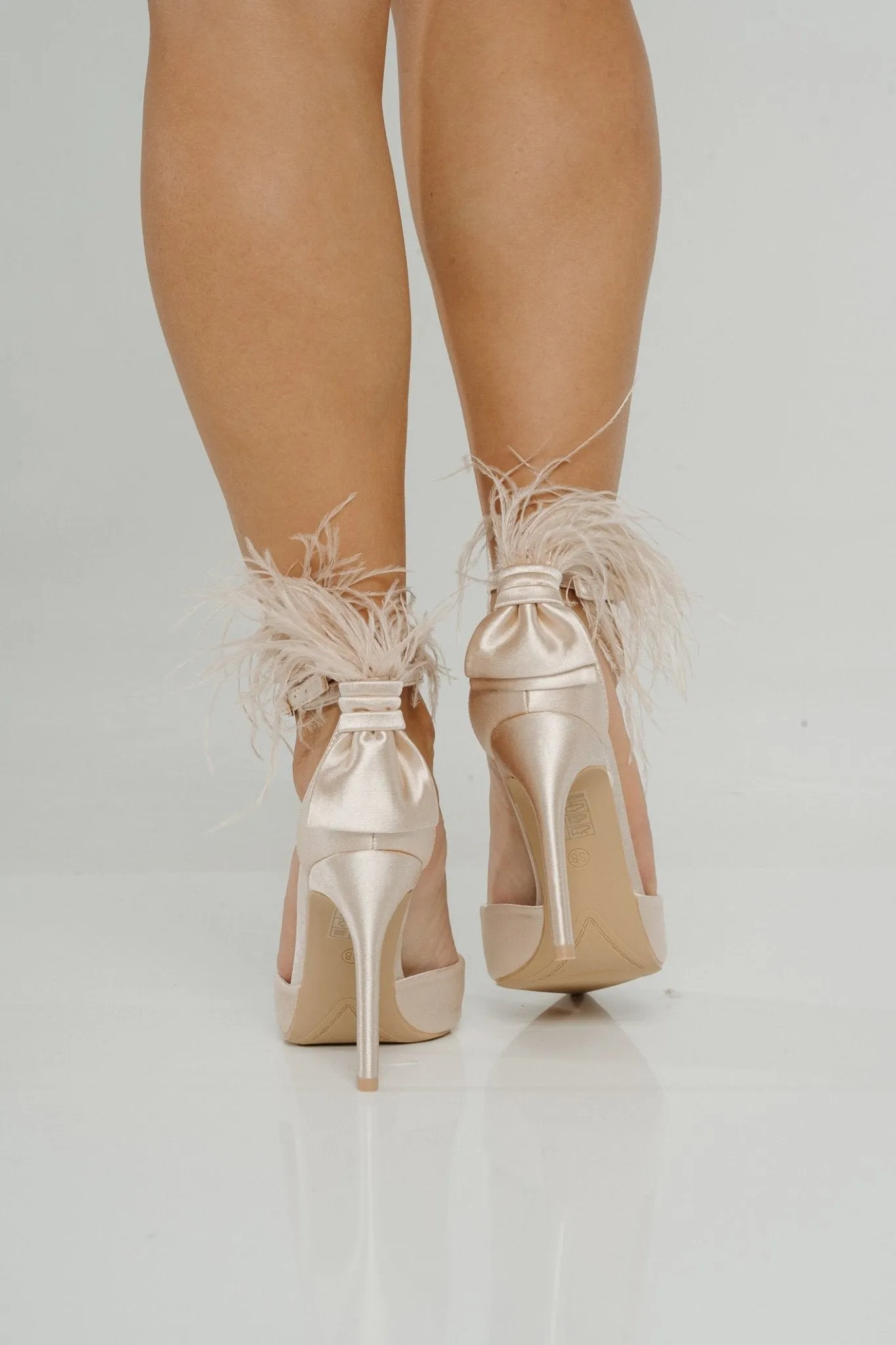 Izzy Feather Detail Heel In Champagne