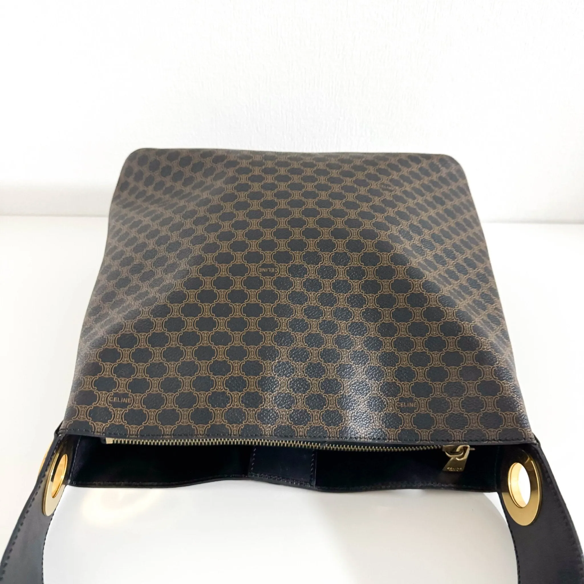 Macadam Triomphe Black Canvas Circle Logo Shoulder Tote