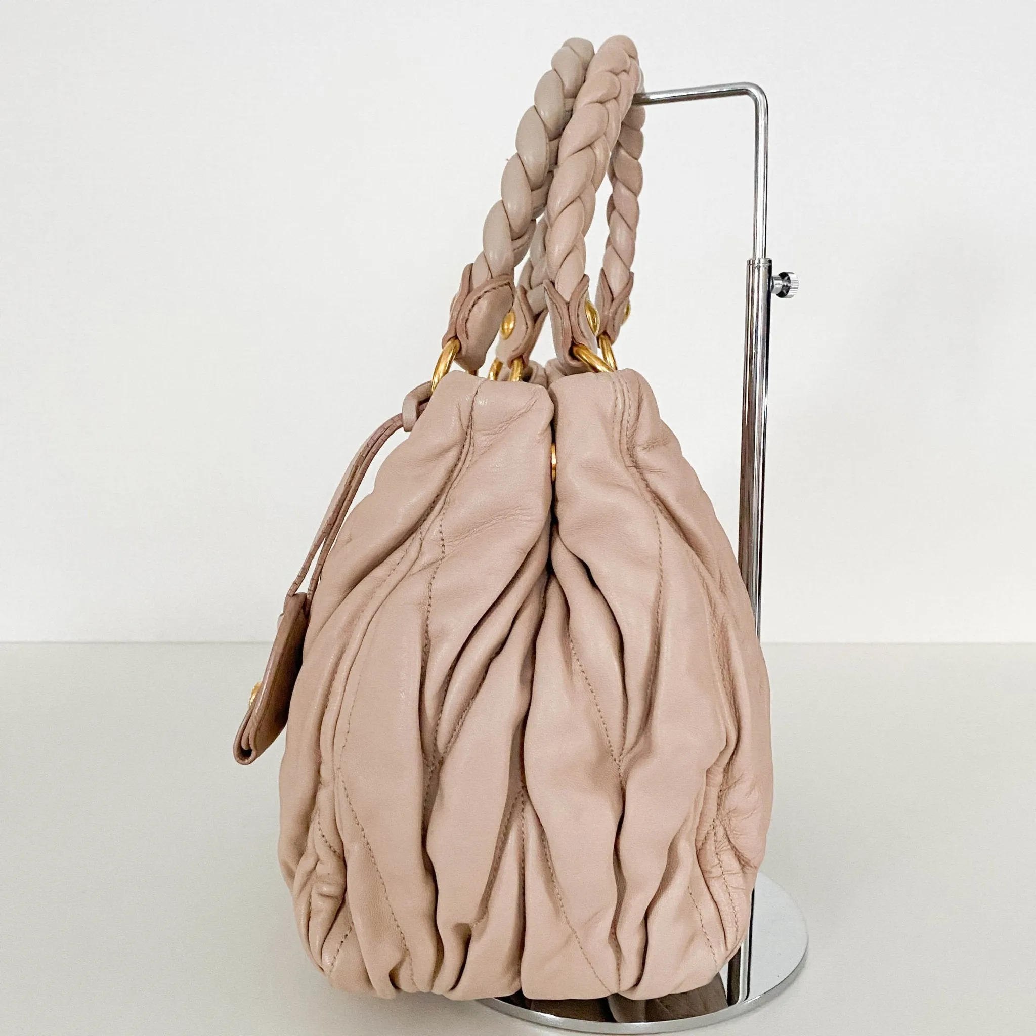 Matelassé Lambskin Leather Beige Tote Handbag