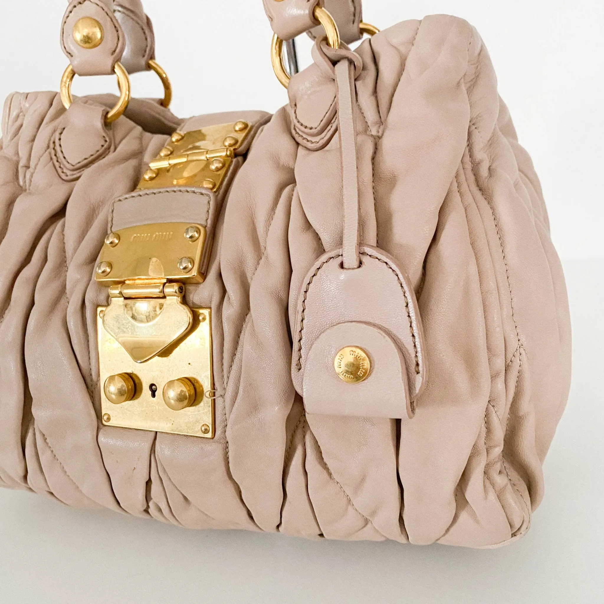Matelassé Lambskin Leather Beige Tote Handbag