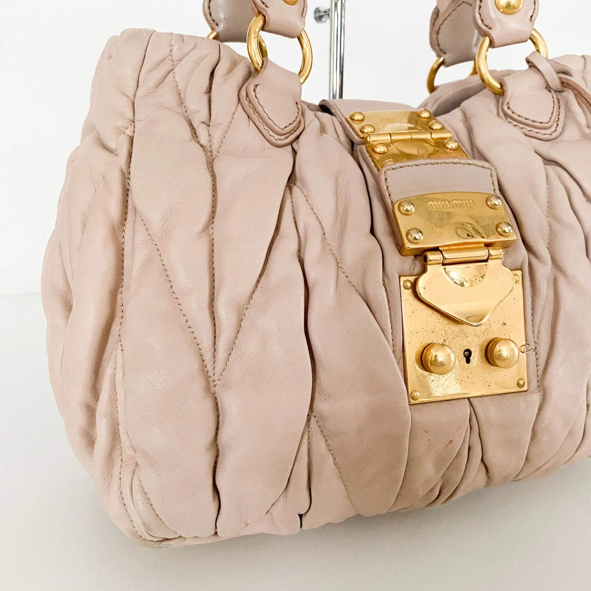 Matelassé Lambskin Leather Beige Tote Handbag