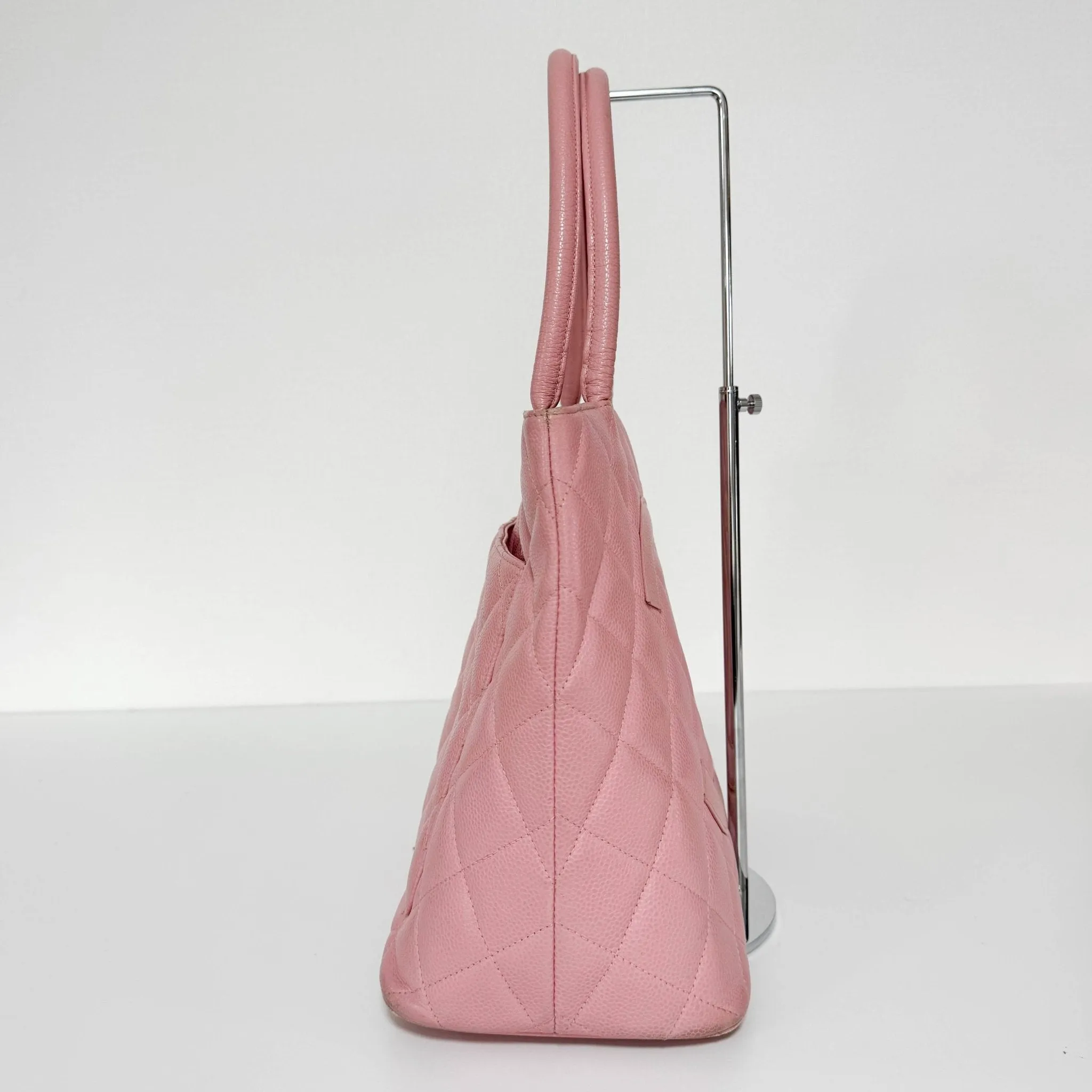 Medallion Tote Pink Caviar Skin Leather