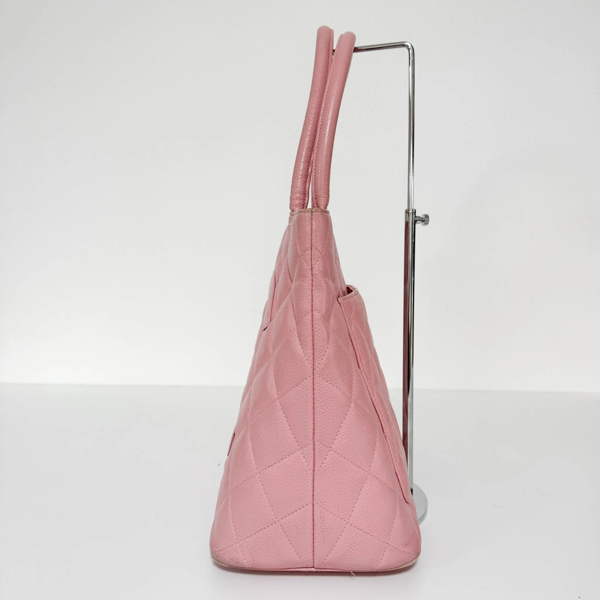 Medallion Tote Pink Caviar Skin Leather