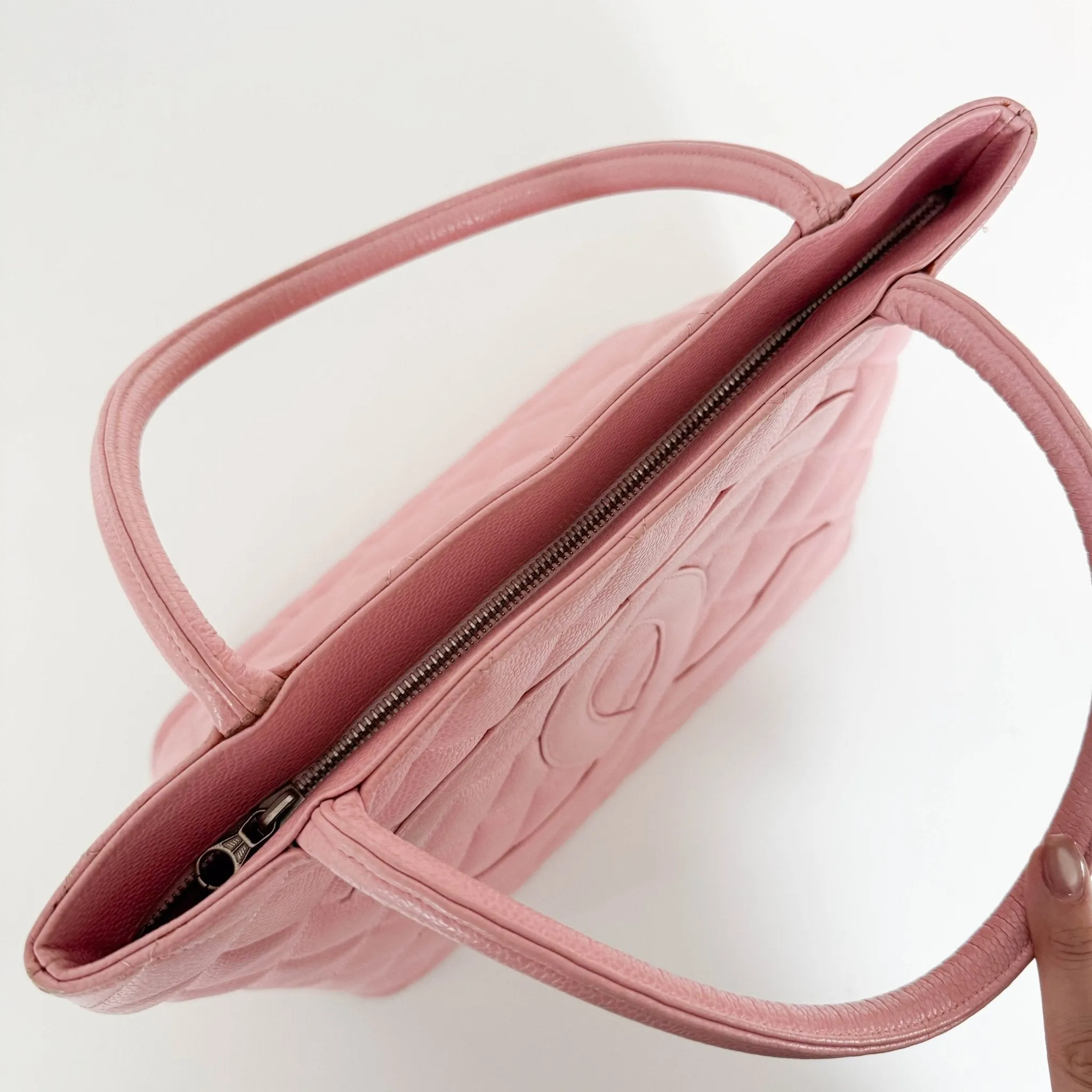 Medallion Tote Pink Caviar Skin Leather