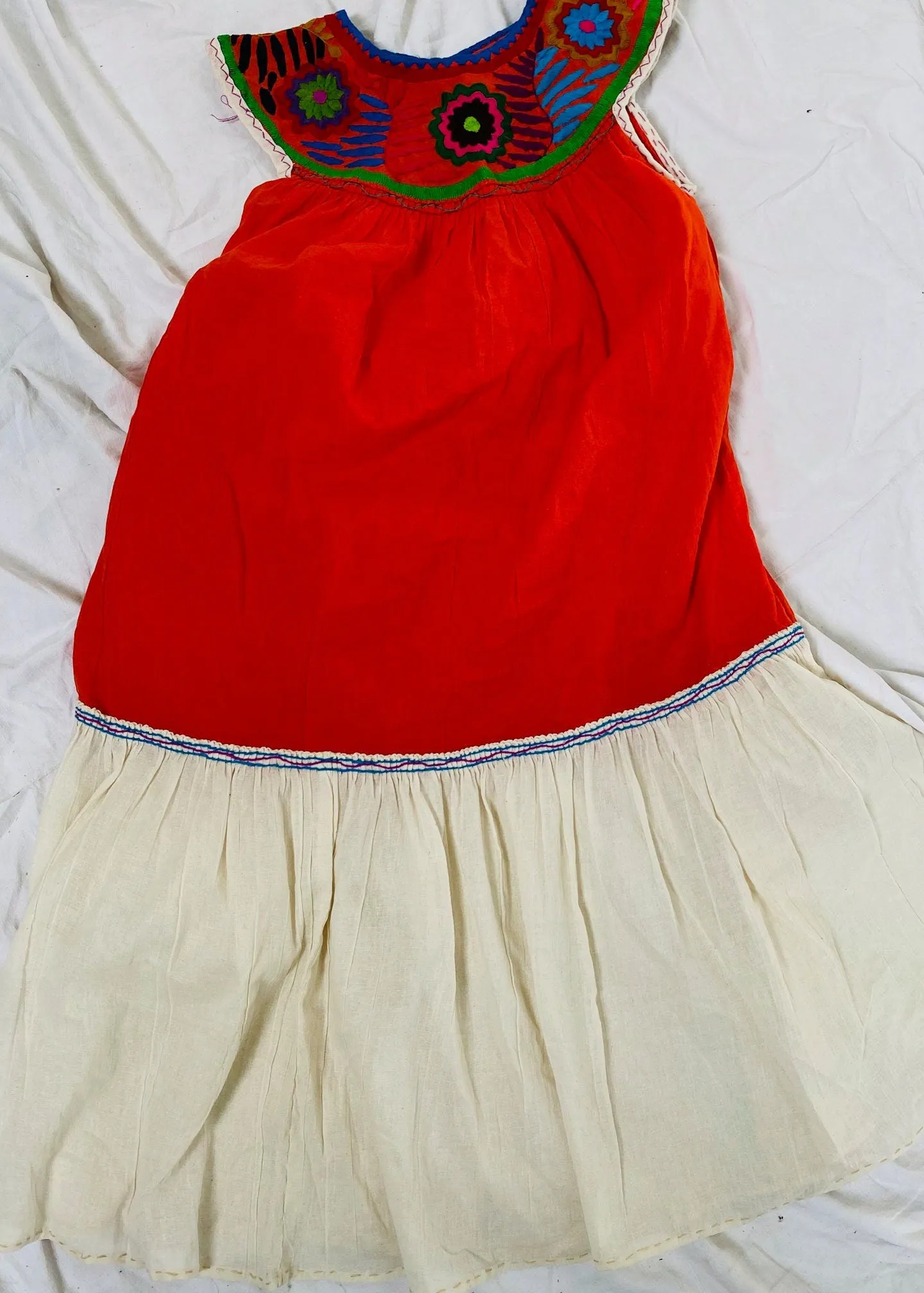 Mexican Embroidered Dress. Chiapas. Eyelete XS-M