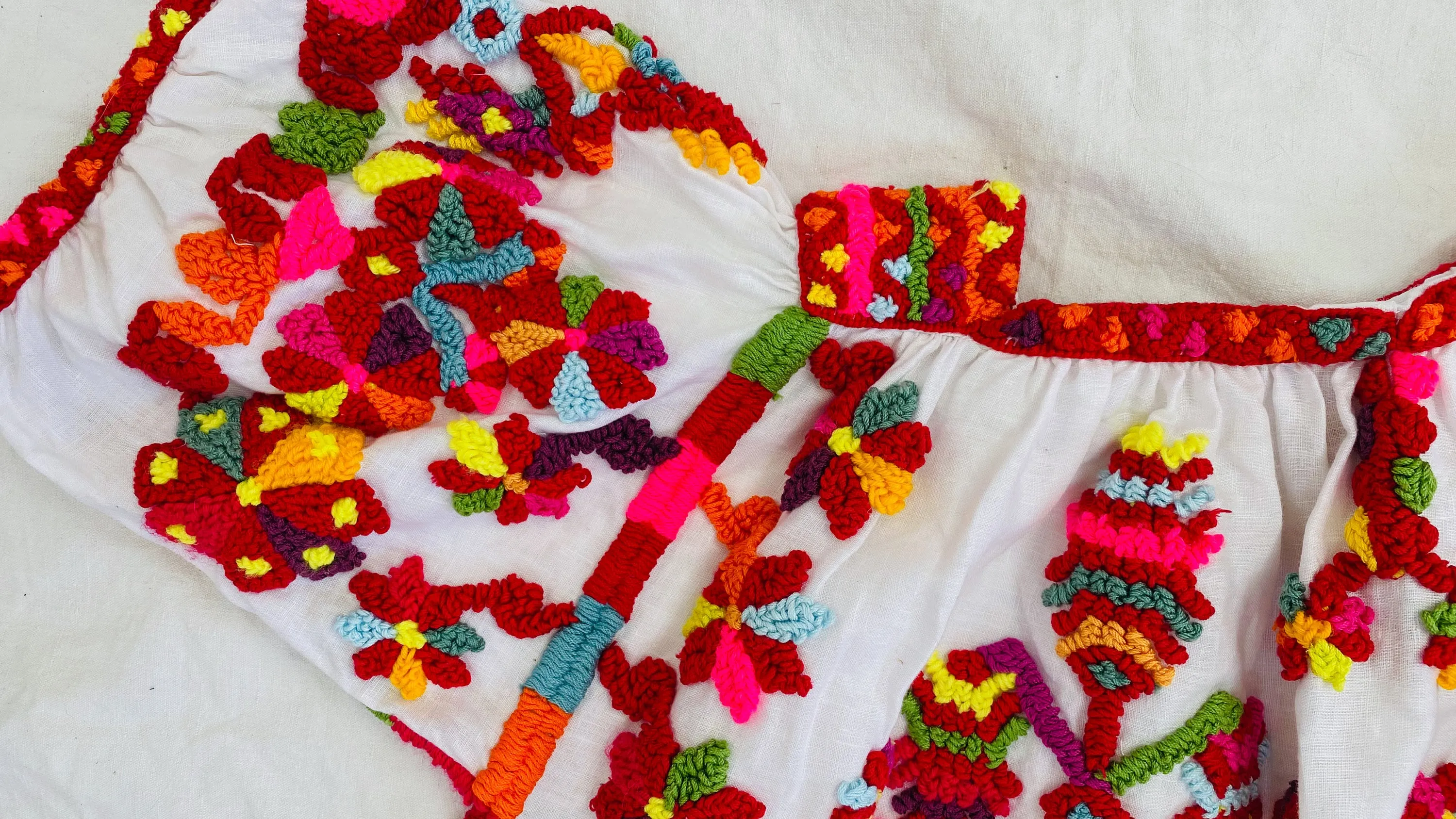Mexican Otomi Embroidered Dress. Linen. XS-M. 0043