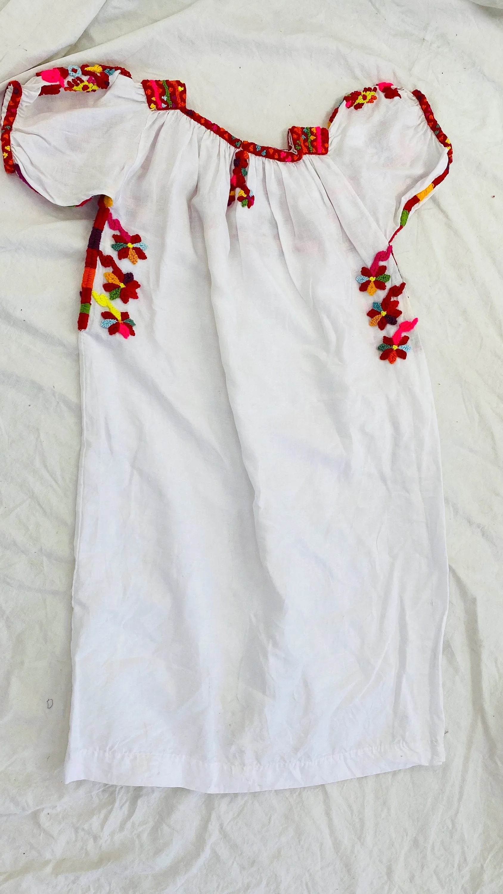 Mexican Otomi Embroidered Dress. Linen. XS-M. 0043