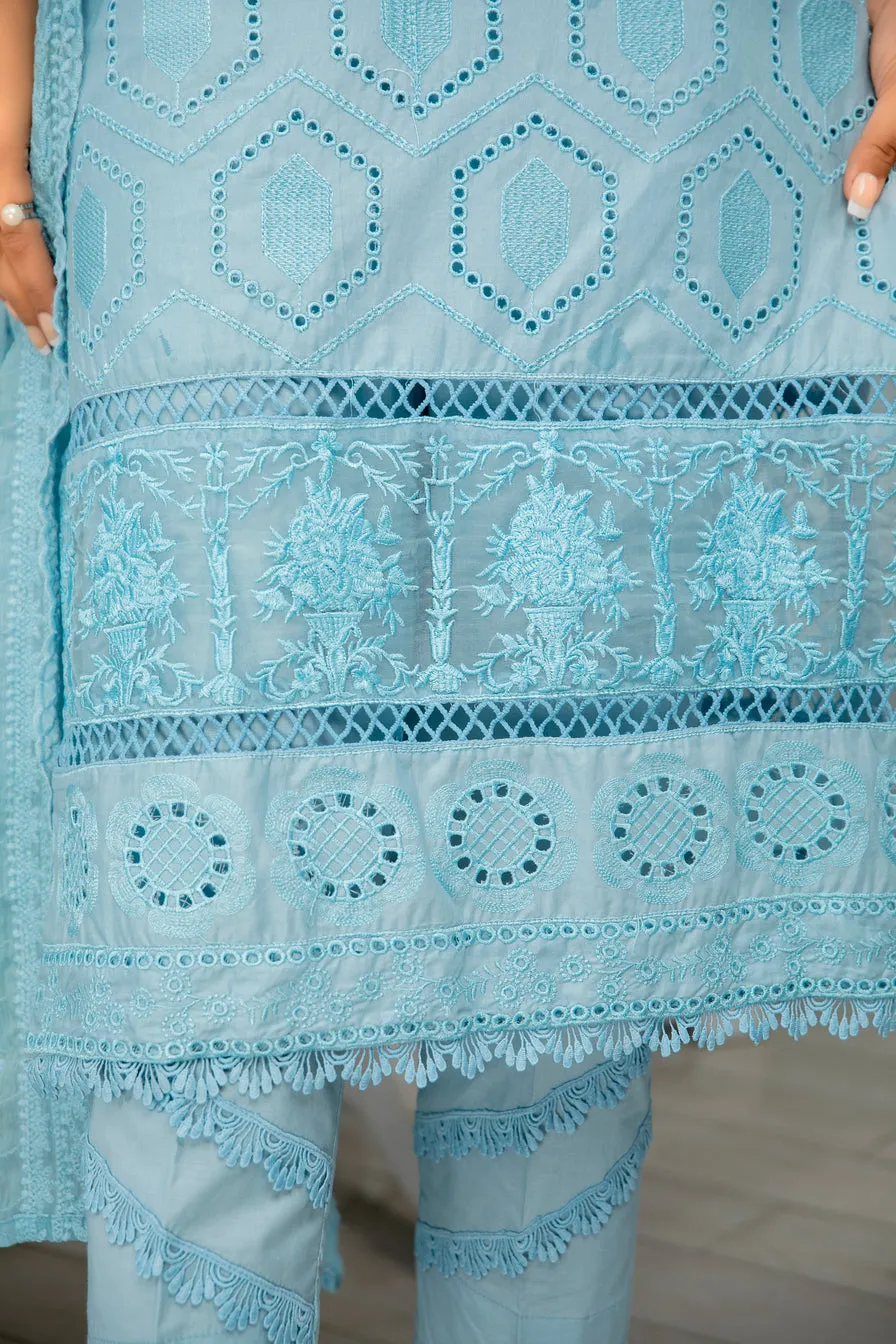 NOORMA KAMAL CHIKANKARI LAWN 03
