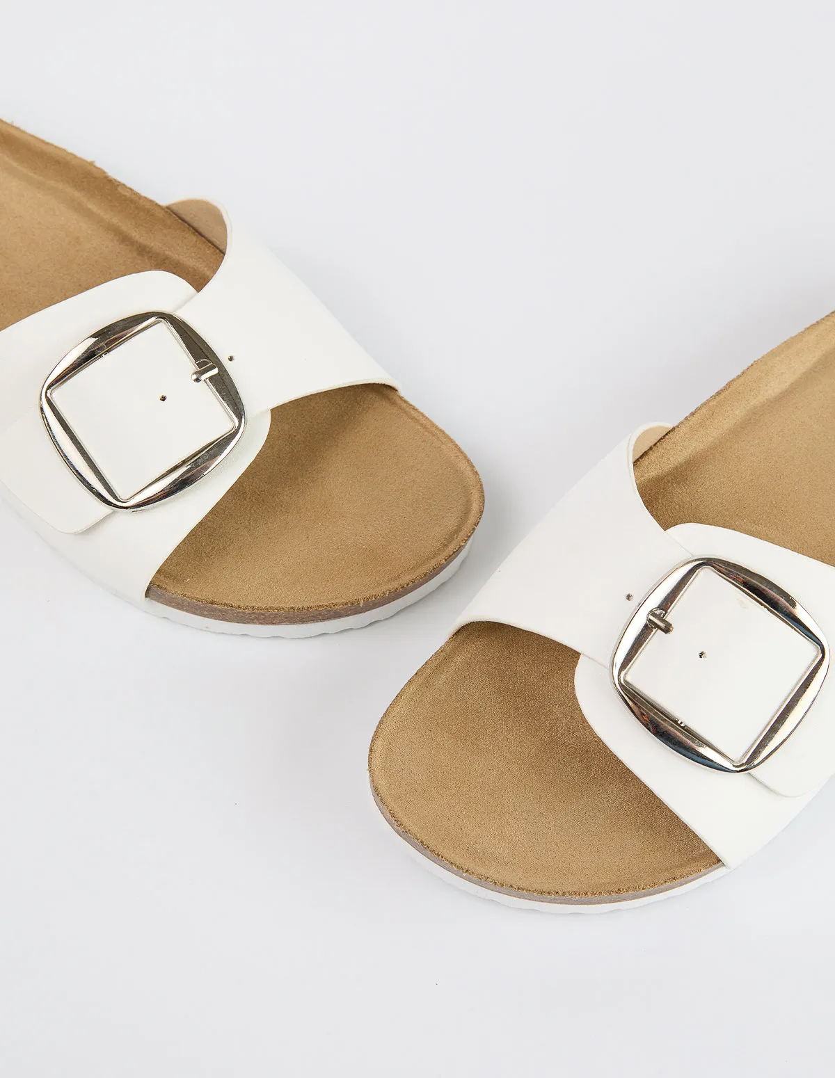 One Buckle Detail Sandal