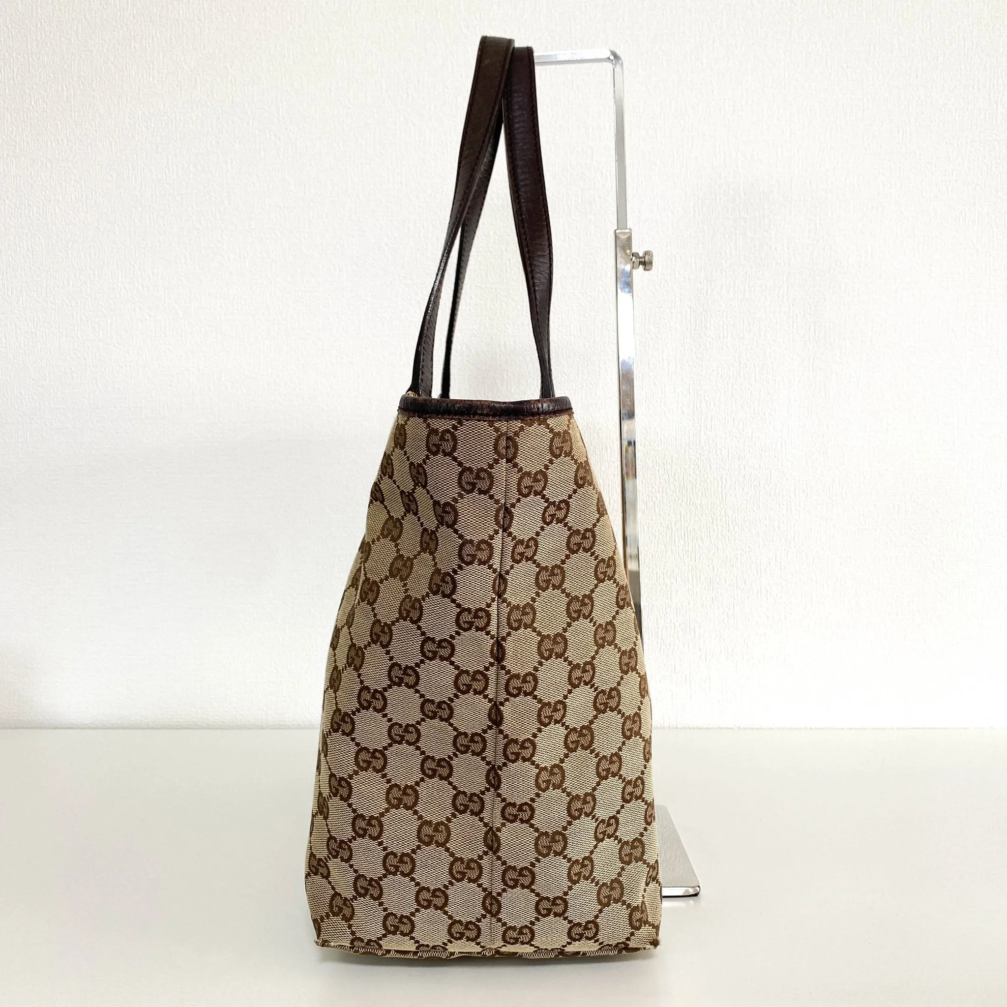 Ophidia Sherry Line Tote
