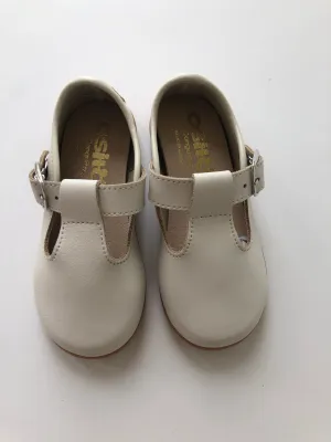 Plain beige tstrap shoe