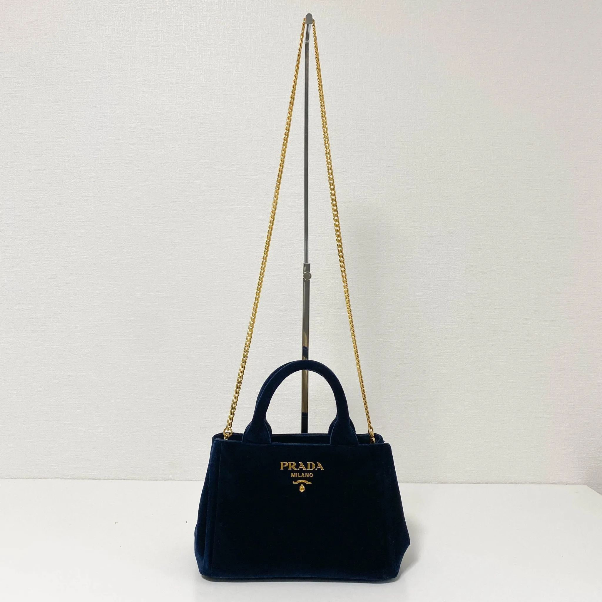 Velvet Navy Totes Shoulder Bag