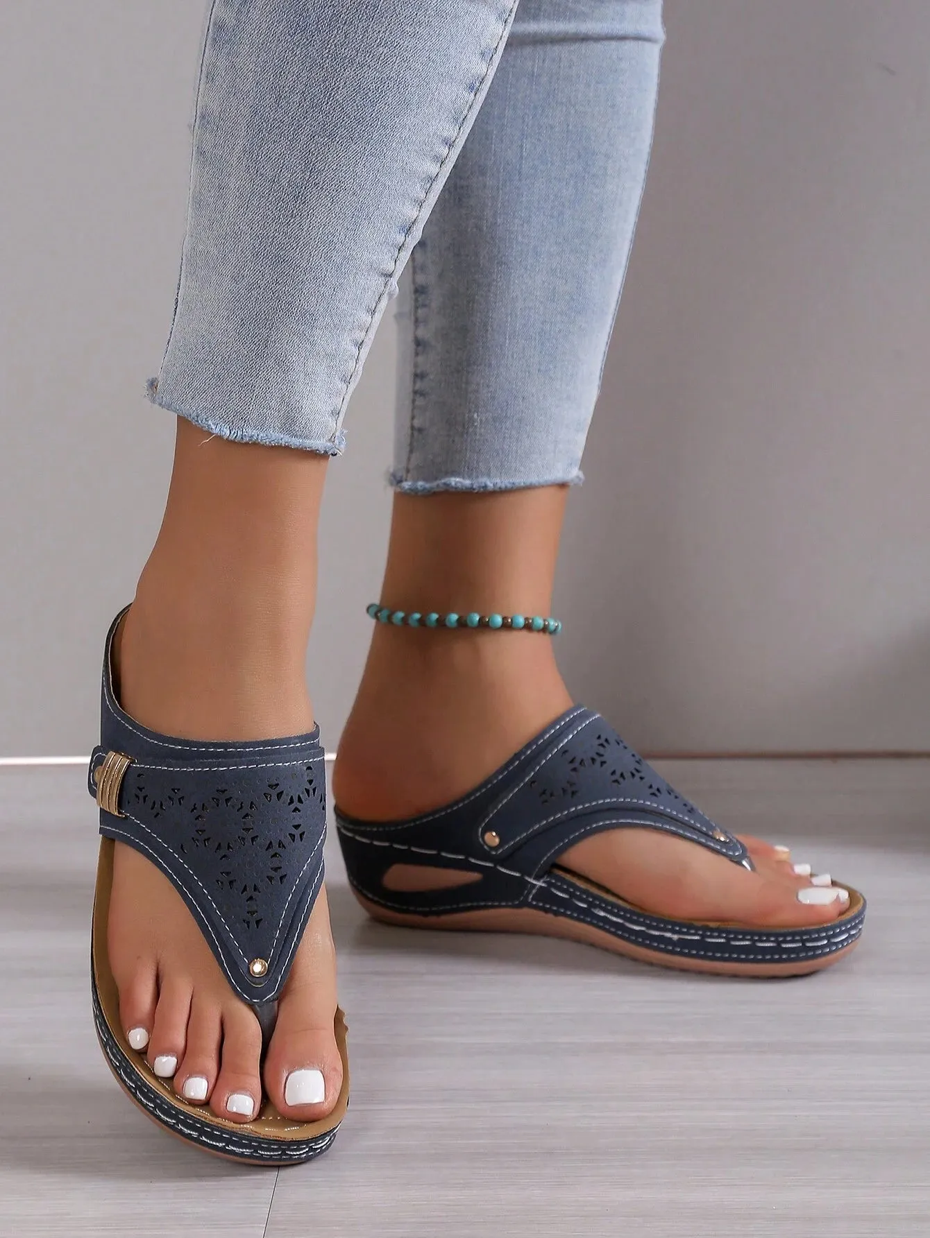 Wedge Heel Outdoor Slipper