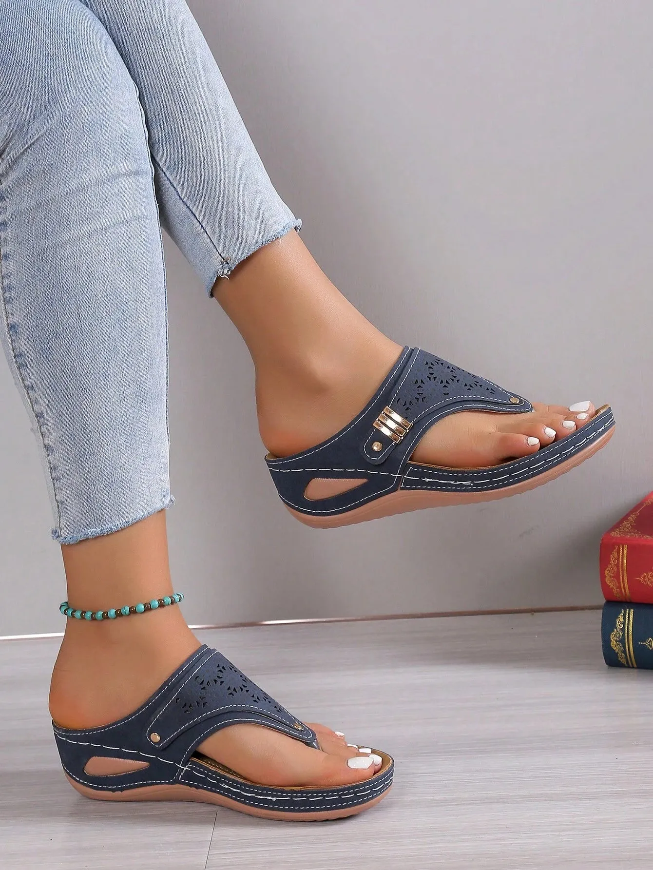 Wedge Heel Outdoor Slipper