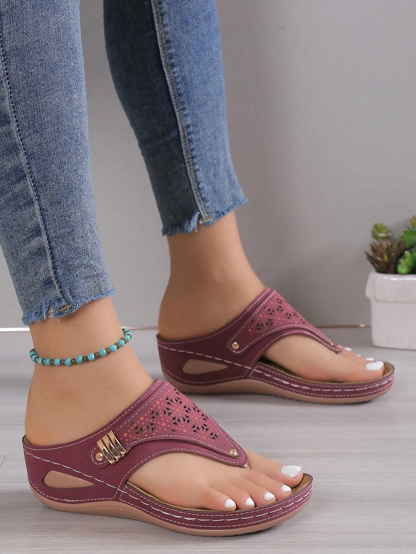Wedge Heel Outdoor Slipper