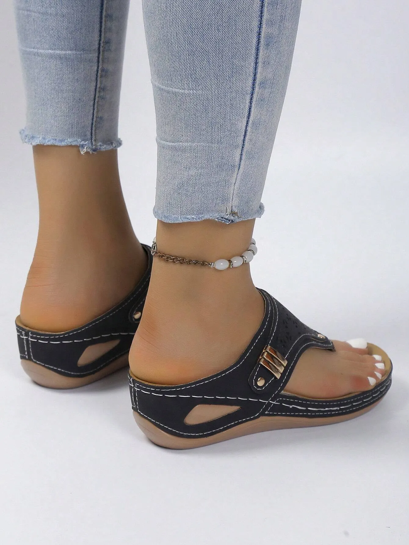 Wedge Heel Outdoor Slipper