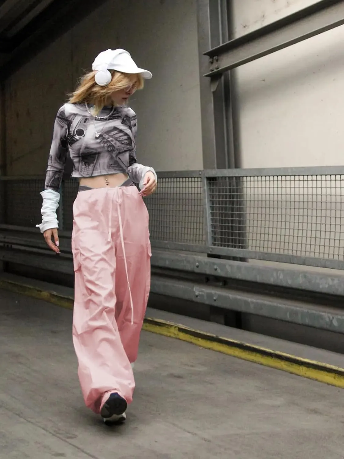 Xineicy Parachute Pants for Women Drawstring Baggy Cargo Pants Y2K Trouser Low Rised Jogger Sweatpants