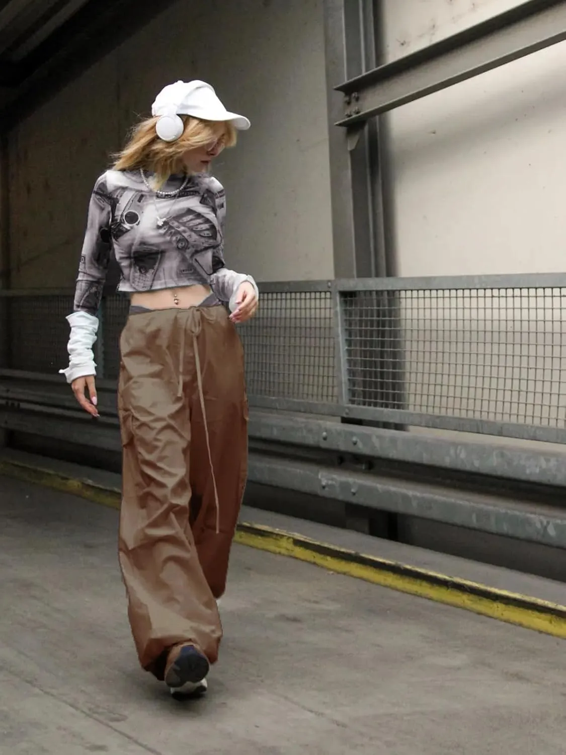 Xineicy Parachute Pants for Women Drawstring Baggy Cargo Pants Y2K Trouser Low Rised Jogger Sweatpants